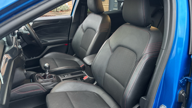 Ford Focus 1.0 EcoBoost Hybrid mHEV 125 ST-Line X Edition 5dr Petrol Hatchback